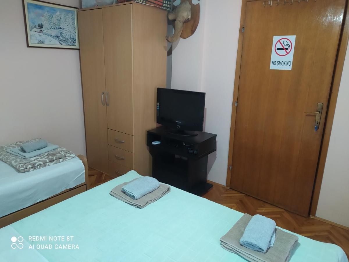 Apartment & Rooms Aleksandar ゴルバッツ エクステリア 写真