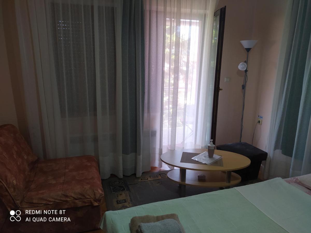 Apartment & Rooms Aleksandar ゴルバッツ エクステリア 写真