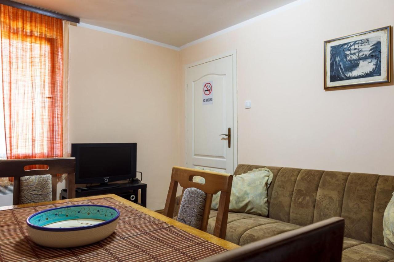 Apartment & Rooms Aleksandar ゴルバッツ エクステリア 写真